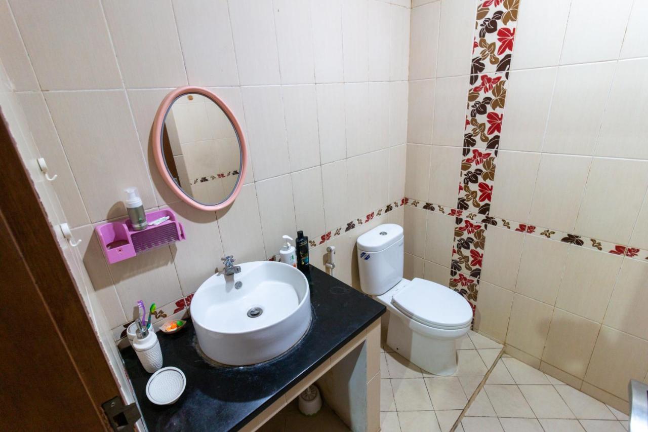 Spacious, White-Villa Belgareti @Kiara Condong Μπαντούνγκ Εξωτερικό φωτογραφία
